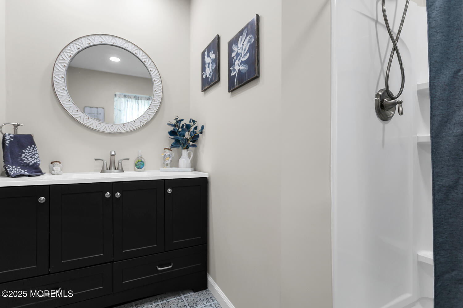 Belford, New Jersey, 07718, United States, 3 Bedrooms Bedrooms, ,2 BathroomsBathrooms,Residential,For Sale,1921068