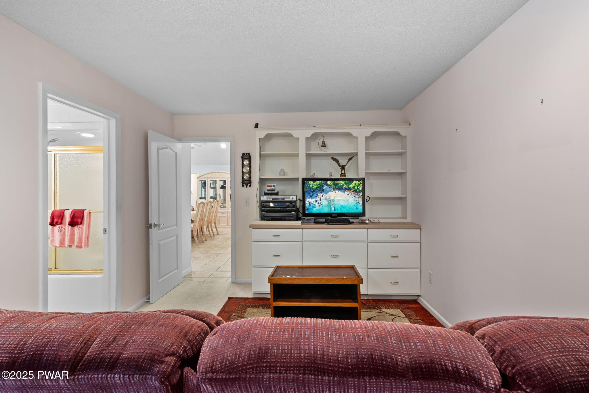 Lakeville, Pennsylvania, 18438, United States, 3 Bedrooms Bedrooms, ,3 BathroomsBathrooms,Residential,For Sale,1765507