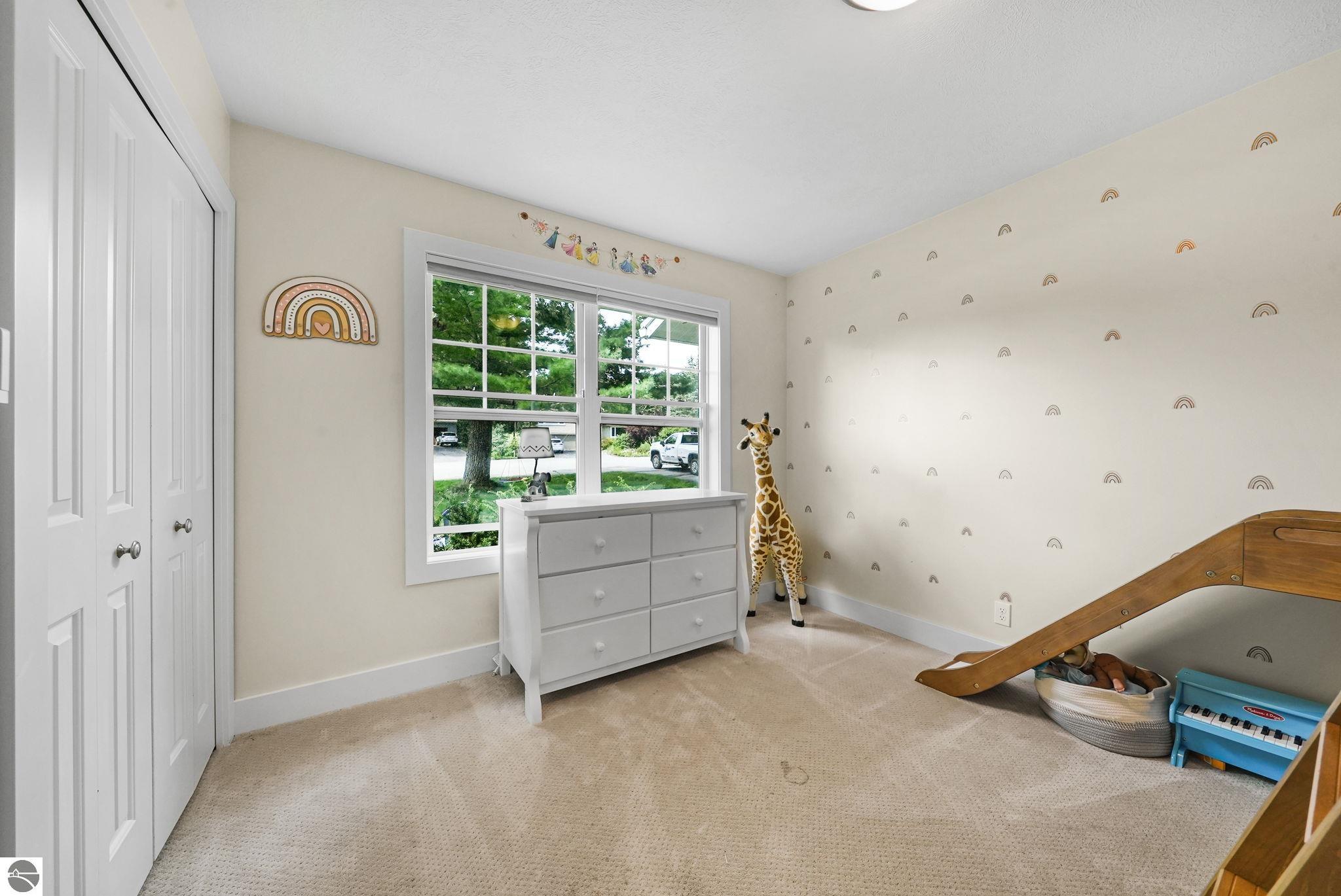 Traverse City, Michigan, 49686, United States, 4 Bedrooms Bedrooms, ,2 BathroomsBathrooms,Residential,For Sale,1980692