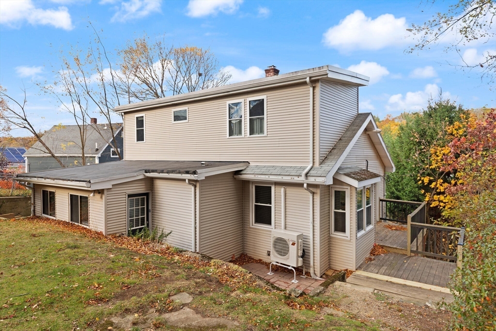 Melrose, Massachusetts, 02176, United States, 3 Bedrooms Bedrooms, ,2 BathroomsBathrooms,Residential,For Sale,1988170