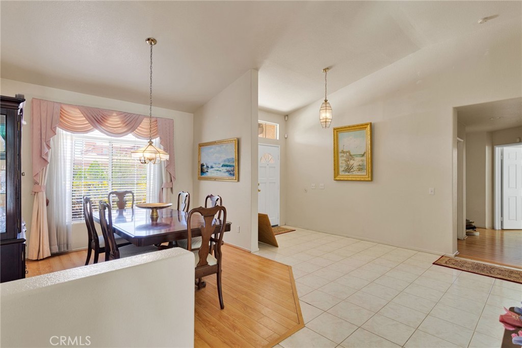 Apple Valley, California, 92308, United States, 5 Bedrooms Bedrooms, ,4 BathroomsBathrooms,Residential,For Sale,1941595