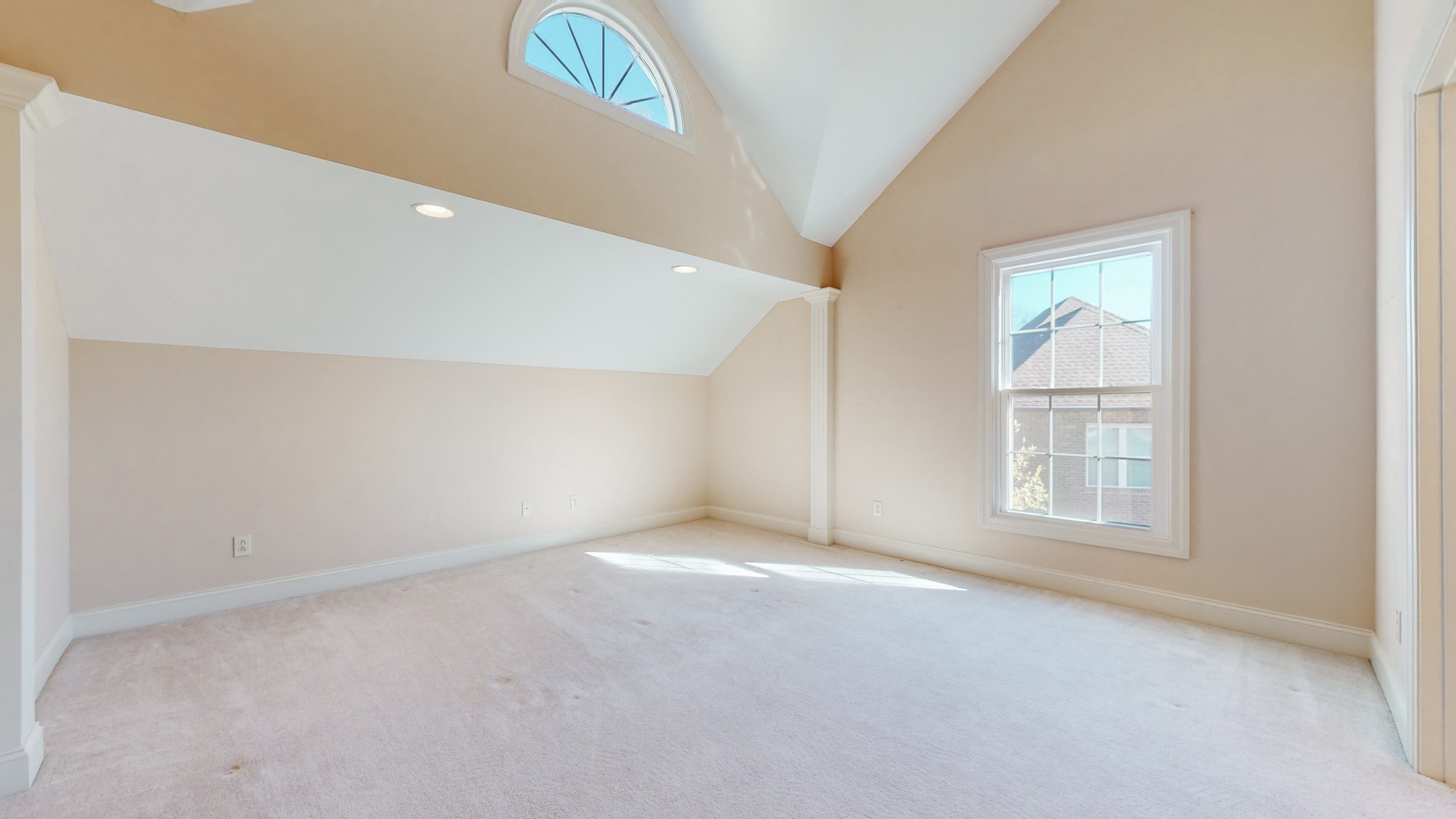 Tullahoma, Tennessee, 37388, United States, 6 Bedrooms Bedrooms, ,5 BathroomsBathrooms,Residential,For Sale,1978966