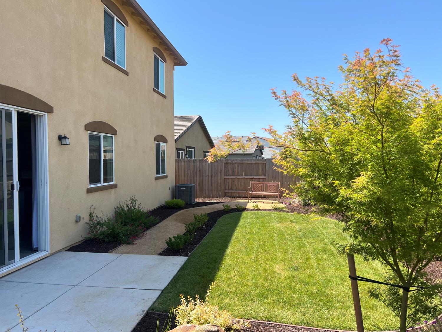 Rancho Cordova, California, 95742, United States, 5 Bedrooms Bedrooms, ,4 BathroomsBathrooms,Residential,For Sale,1847254