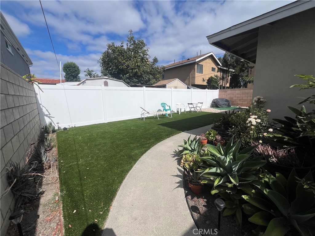 Los Alamitos, California, 90720, United States, ,Residential,For Sale,1901818