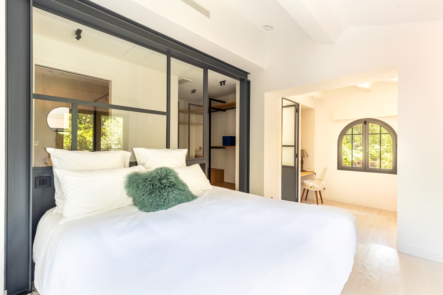  Exclusive – Authentic Renovated Gaume Villa Just 290 Metres from the Beach - 物件實景