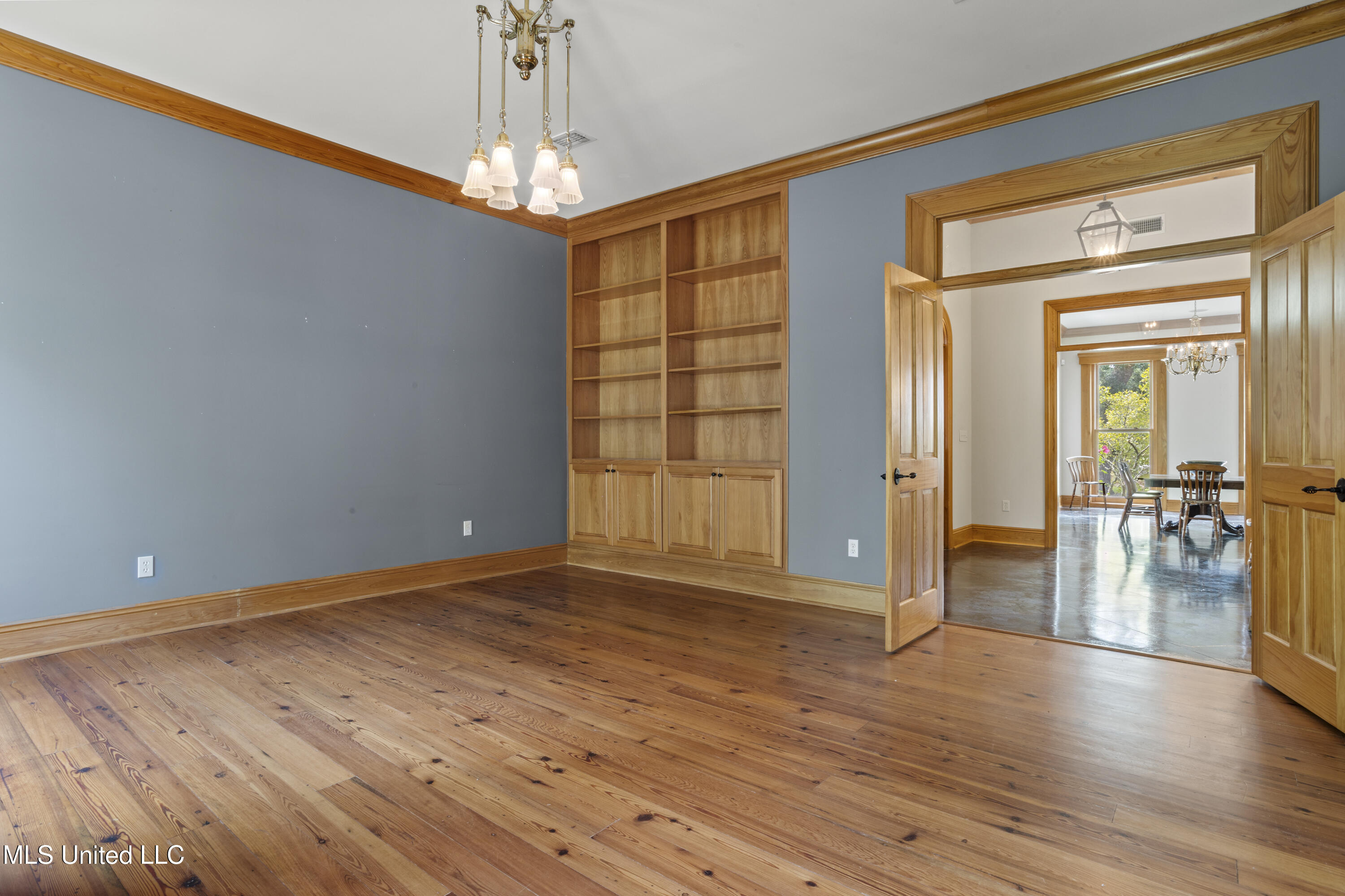Pass Christian, Mississippi, 39571, United States, 4 Bedrooms Bedrooms, ,3 BathroomsBathrooms,Residential,For Sale,1903520