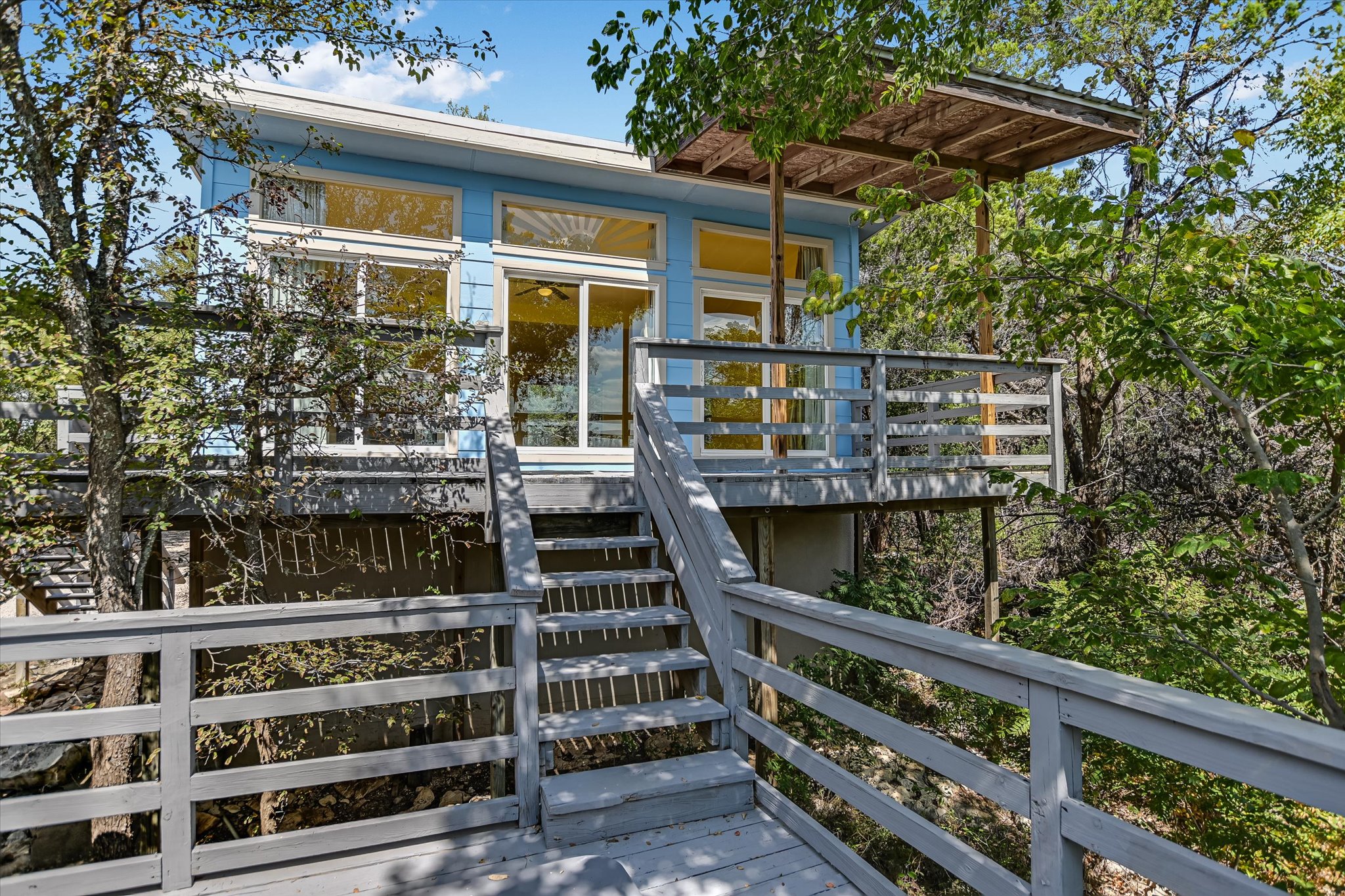 Wimberley, Texas, 78676, United States, 3 Bedrooms Bedrooms, ,3 BathroomsBathrooms,Residential,For Sale,1984414