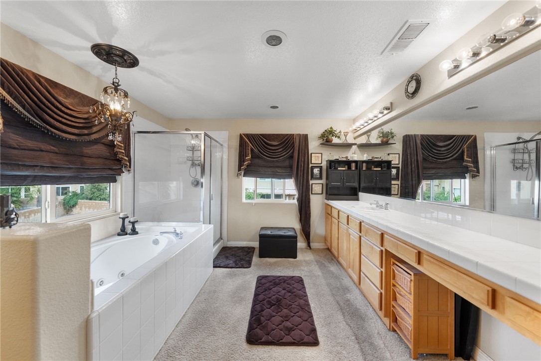 Eastvale, California, 91752, United States, 5 Bedrooms Bedrooms, ,5 BathroomsBathrooms,Residential,For Sale,1995400