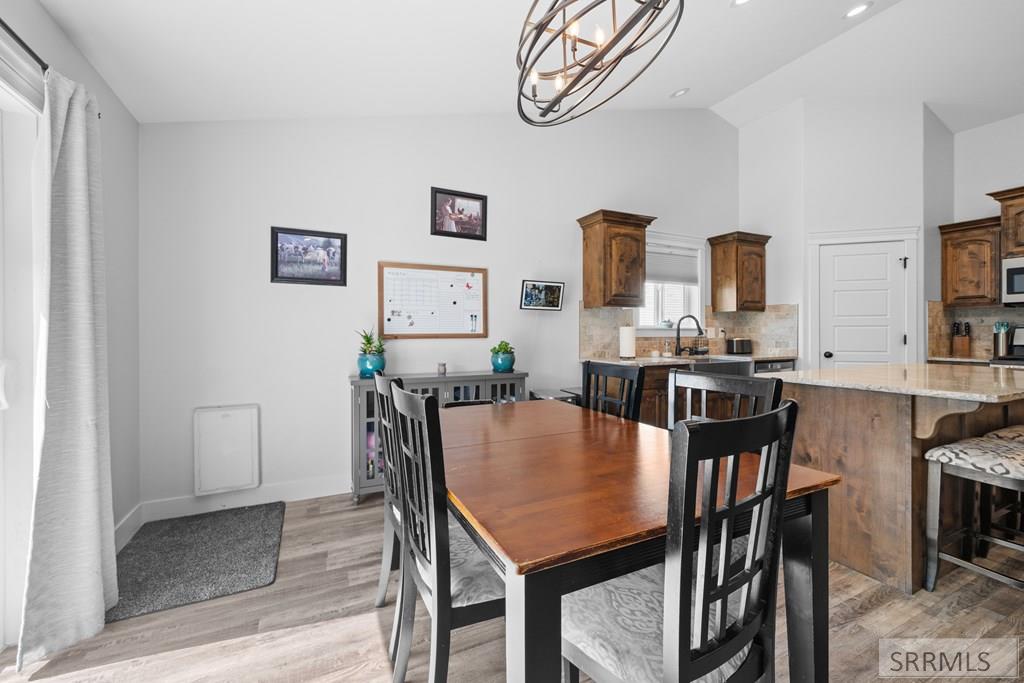 IDAHO FALLS, Idaho, 83402, United States, 6 Bedrooms Bedrooms, ,3 BathroomsBathrooms,Residential,For Sale,1980843