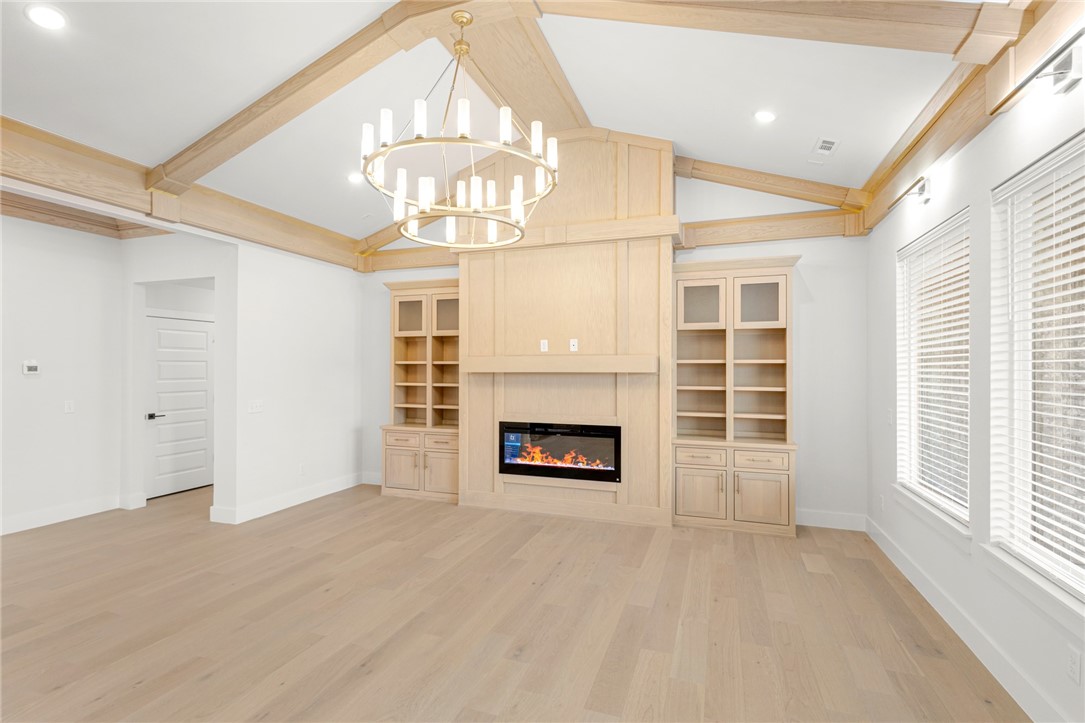 Centerton, Arkansas, 72719, United States, 4 Bedrooms Bedrooms, ,4 BathroomsBathrooms,Residential,For Sale,1991183