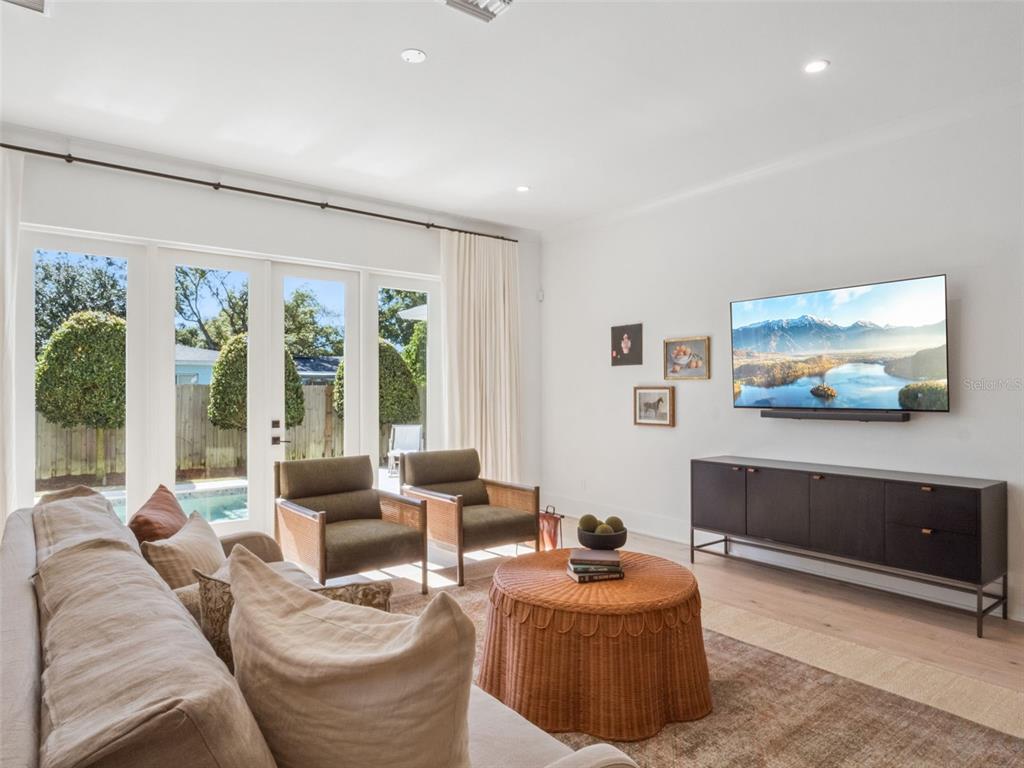 Winter Park, Florida, 32789, United States, 3 Bedrooms Bedrooms, ,5 BathroomsBathrooms,Residential,For Sale,1993312