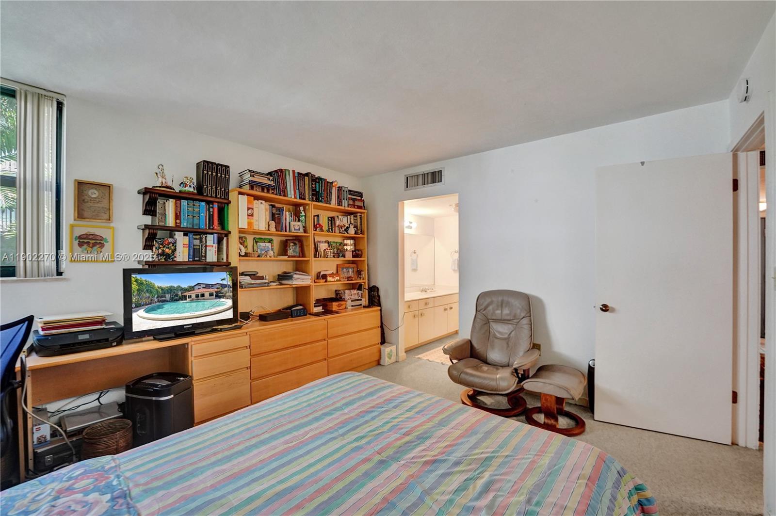 Key Biscayne, Florida, 33149, United States, 1 Bedroom Bedrooms, ,2 BathroomsBathrooms,Residential,For Sale,1971472