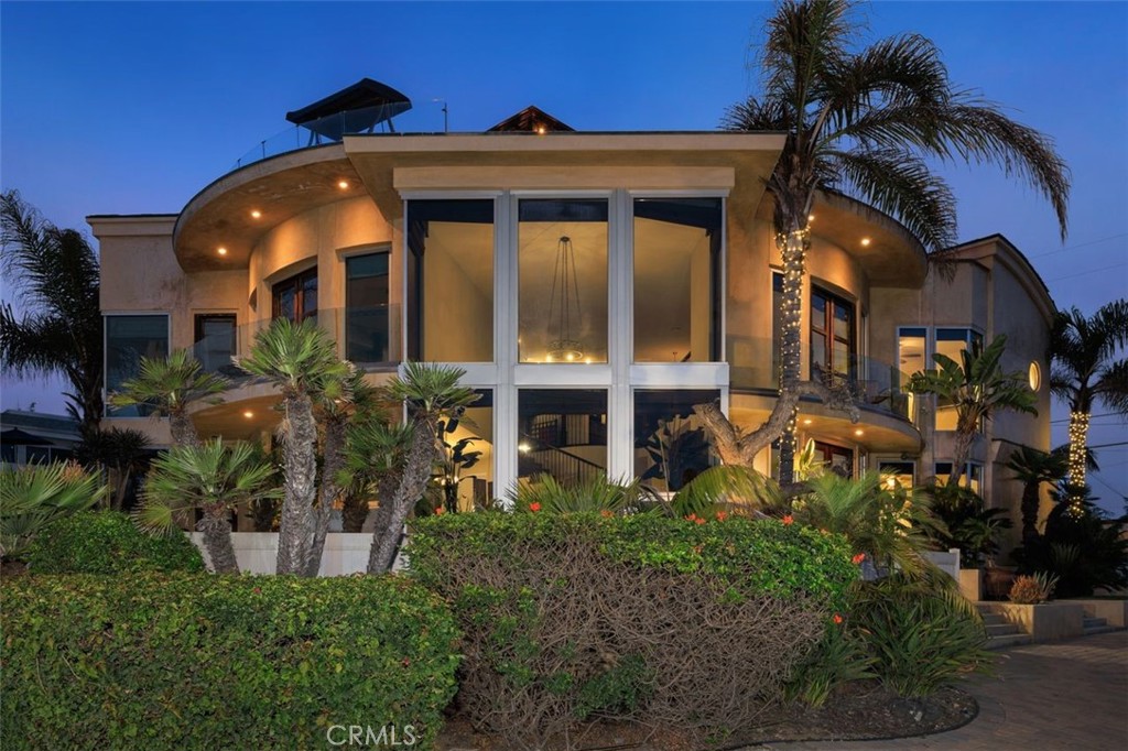Carlsbad, California, 92008, United States, 6 Bedrooms Bedrooms, ,7 BathroomsBathrooms,Residential,For Sale,1875439