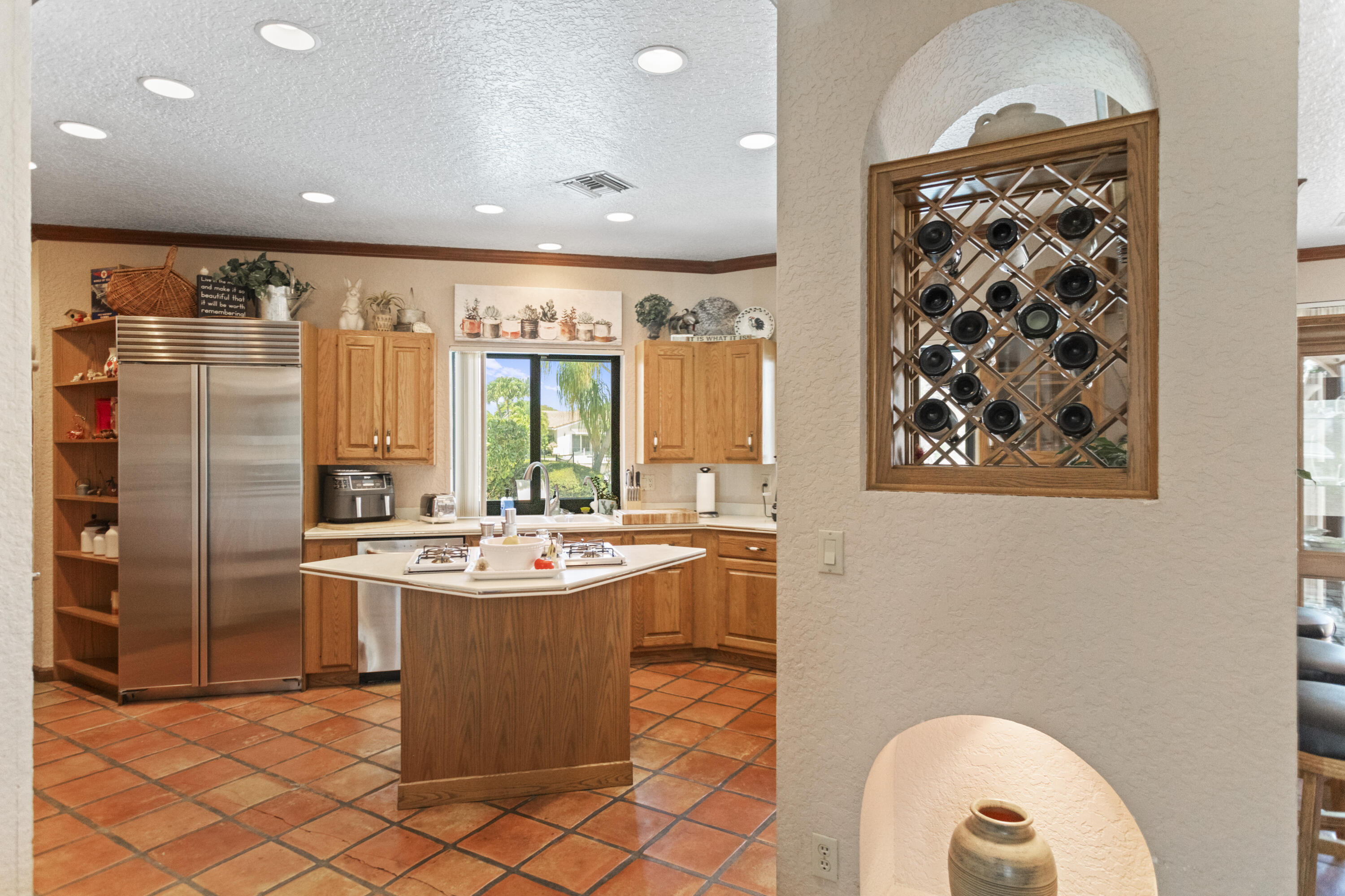 Pompano Beach, Florida, 33062, United States, 4 Bedrooms Bedrooms, ,3 BathroomsBathrooms,Residential,For Sale,1804148