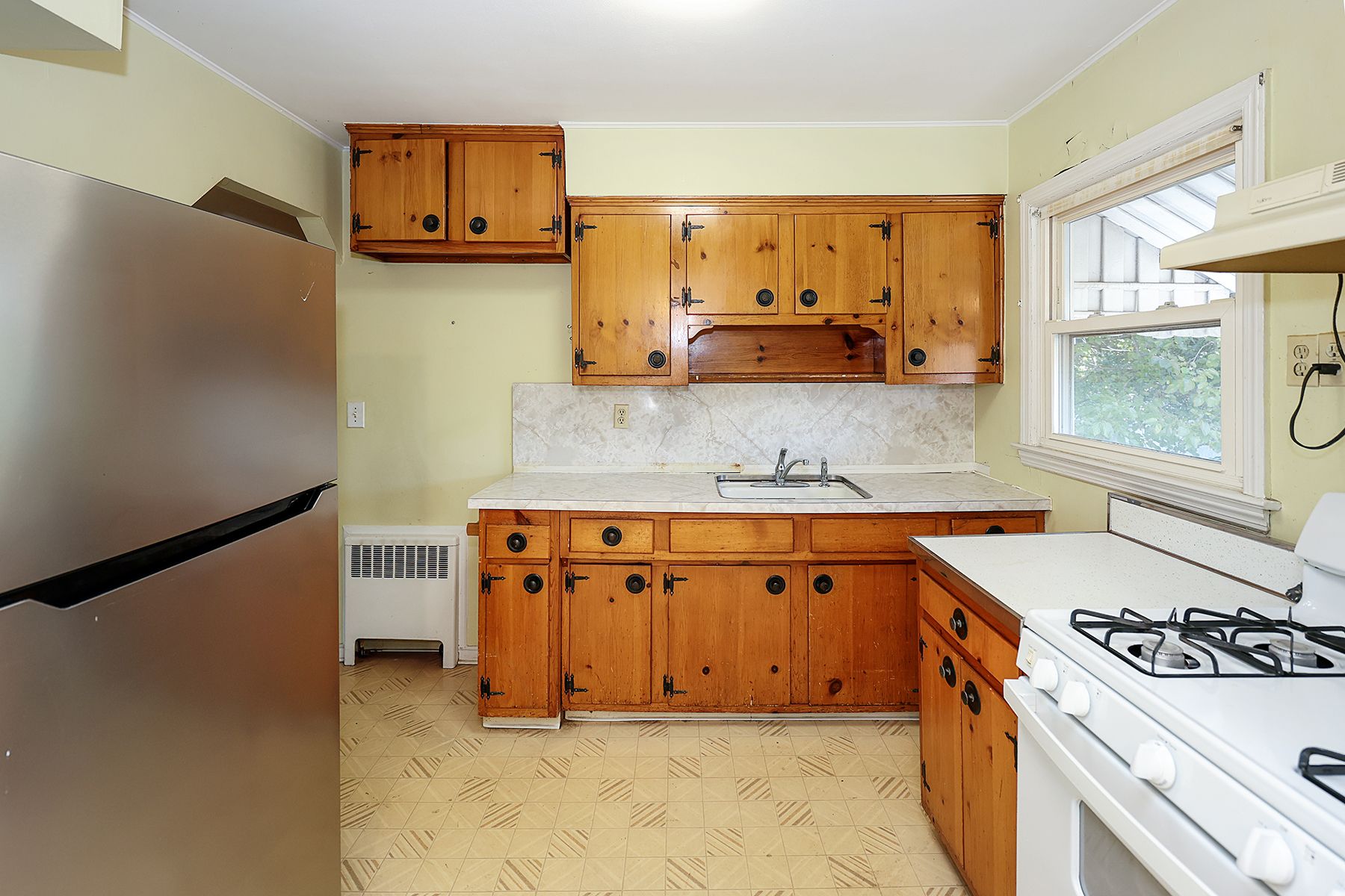  62 9th Avenue, Mineola, NY, 11501 - 物件實景