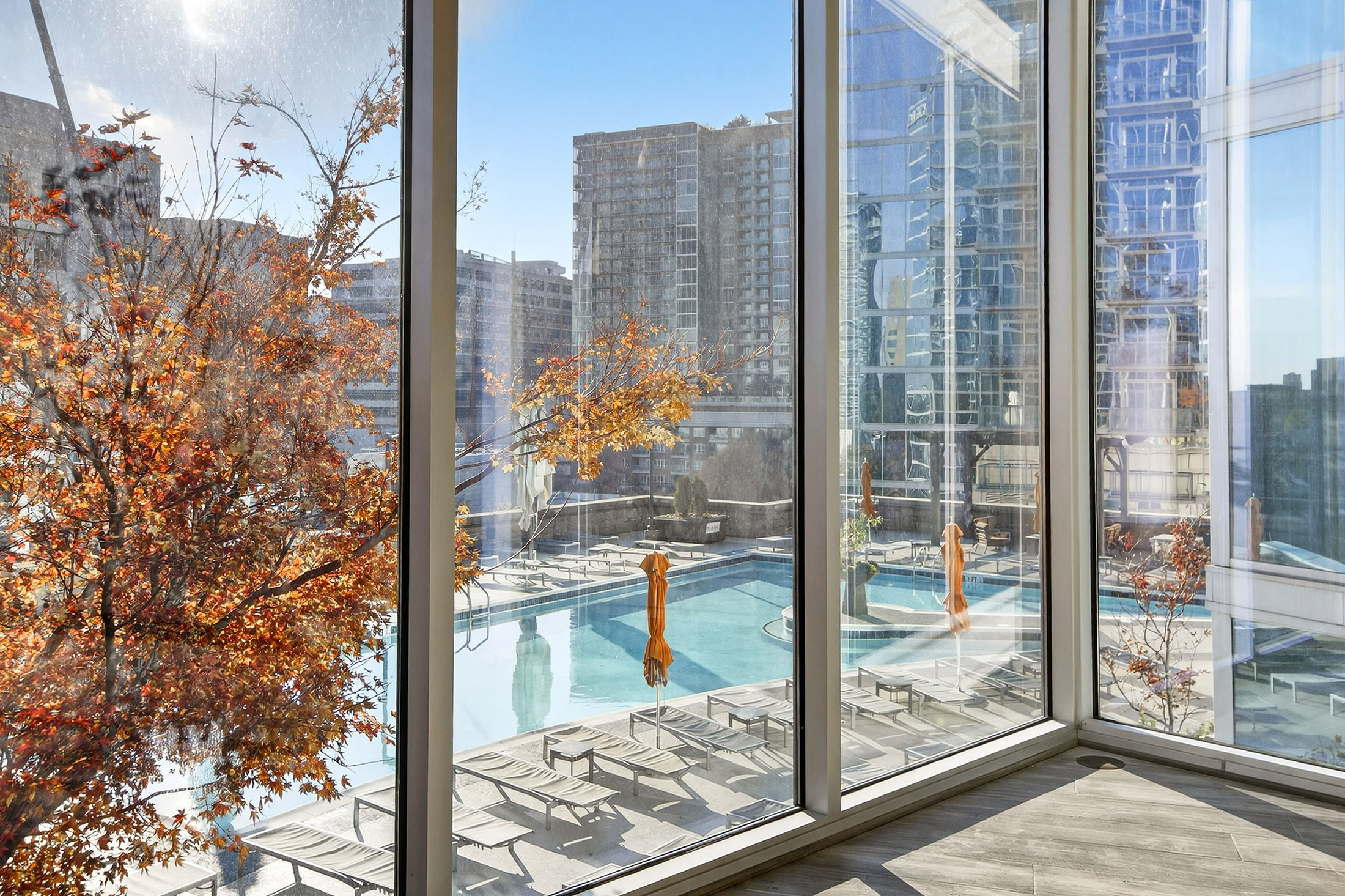  Iconic Intown Living at 1010 Midtown - 物件實景