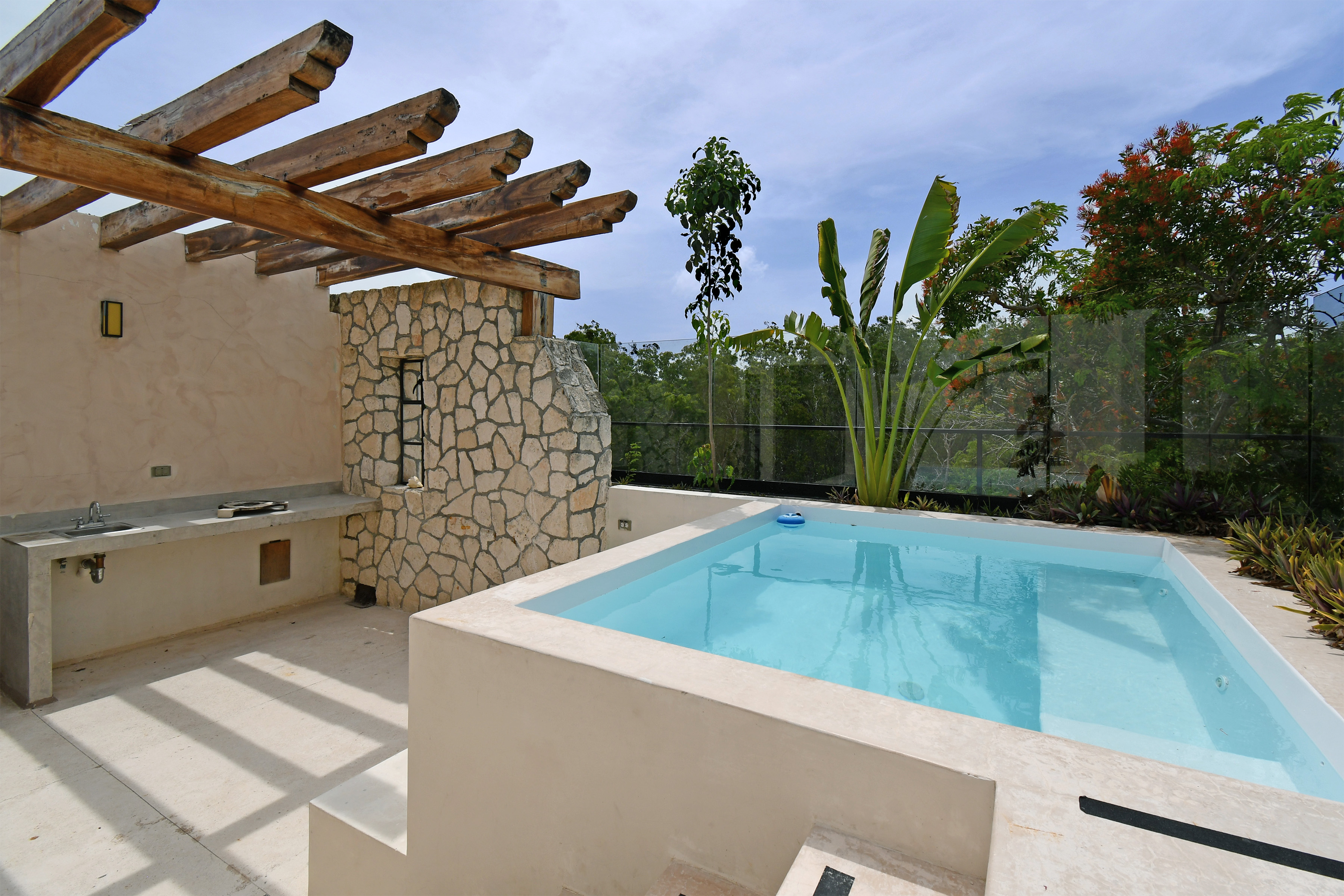  Casa Piedra  3-Bedroom Townhouse – One Lock-Off - 物件實景
