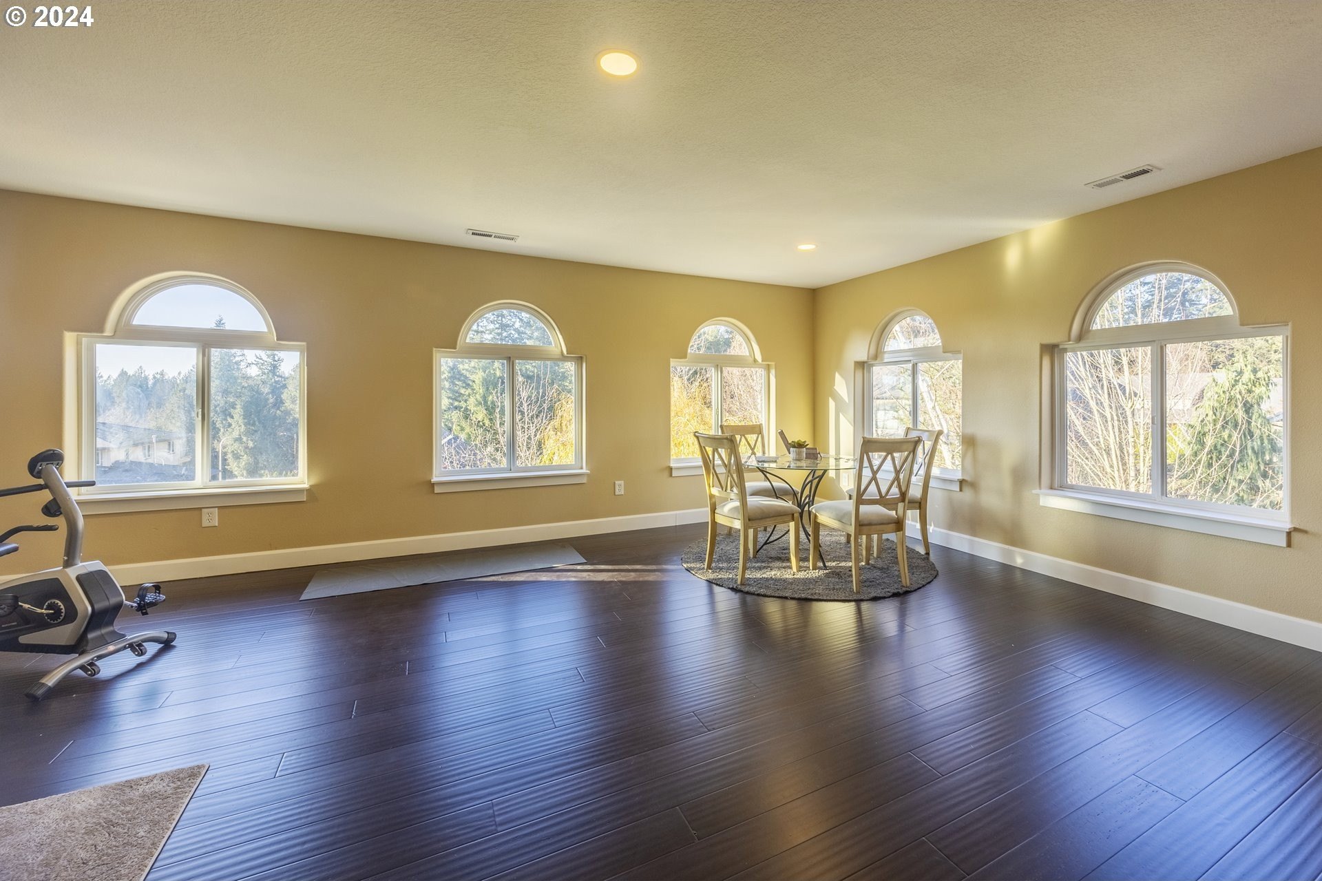 12989 SE MOUNTAIN GATE RD, Happy Valley, Oregon, 97086, United States, 4 Bedrooms Bedrooms, ,5 BathroomsBathrooms,Residential,For Sale,12989 SE MOUNTAIN GATE RD,1668245