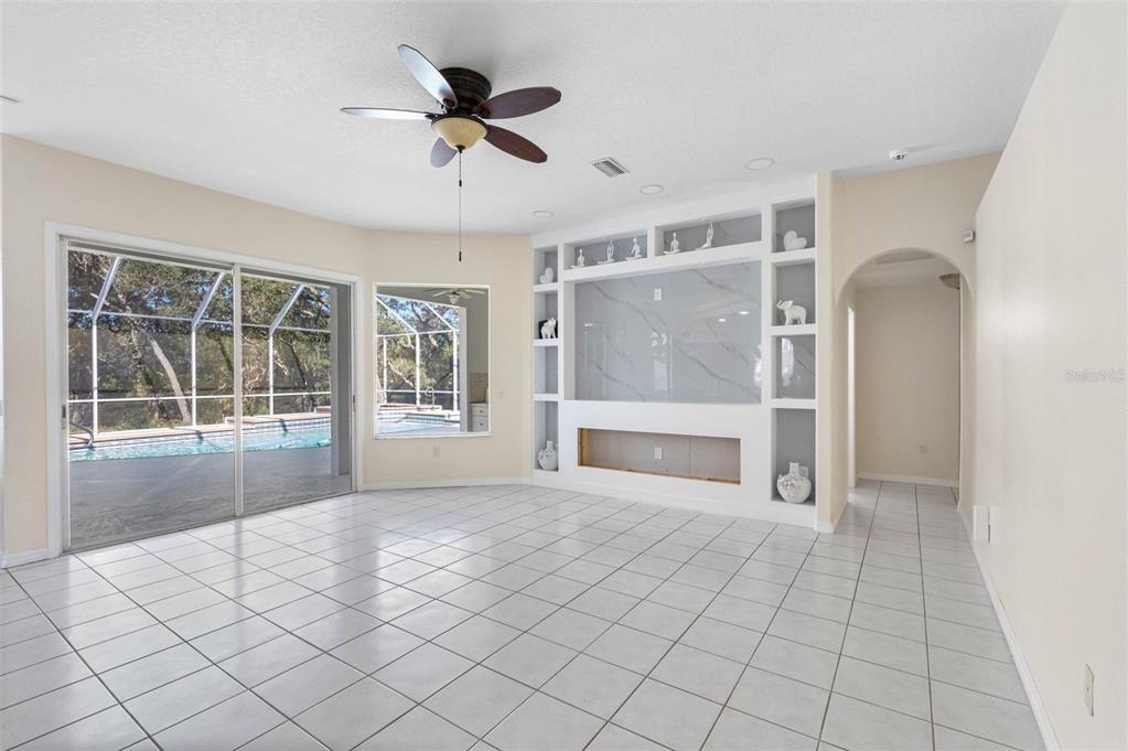 Weeki Wachee, Florida, 34613, United States, 4 Bedrooms Bedrooms, ,3 BathroomsBathrooms,Residential,For Sale,2005837