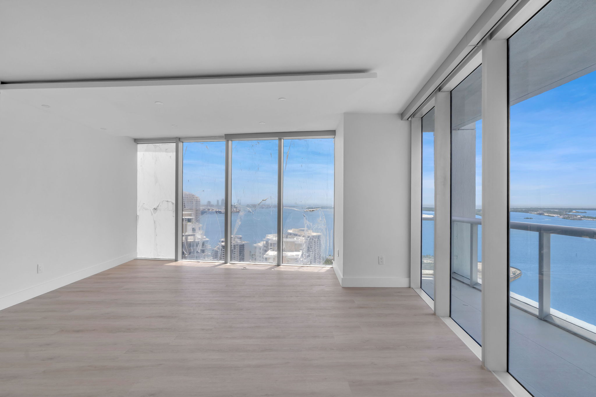  495 Brickell Ave, Miami, FL, 33131 - 物件實景