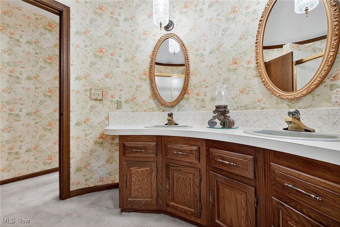 Kent, Ohio, 44240, United States, 3 Bedrooms Bedrooms, ,3 BathroomsBathrooms,Residential,For Sale,1973224