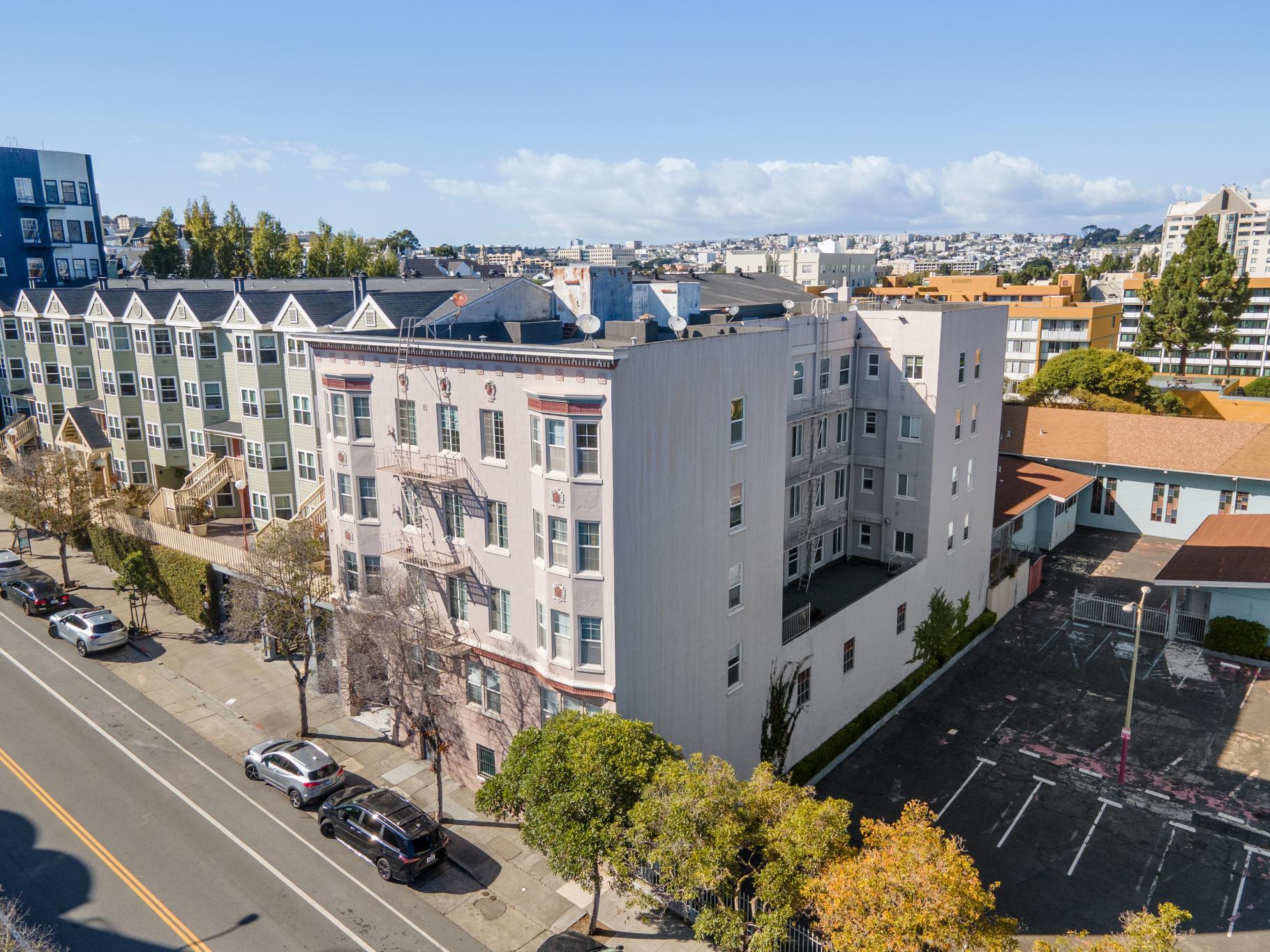 San Francisco, California, 94117, United States, 24 Bedrooms Bedrooms, ,Residential,For Sale,1995943