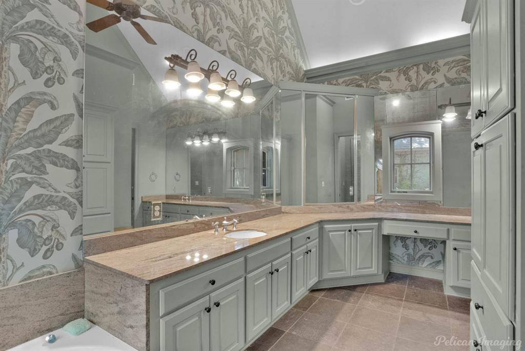 Bossier City, Louisiana, 71111, United States, 4 Bedrooms Bedrooms, ,4 BathroomsBathrooms,Residential,For Sale,1927439