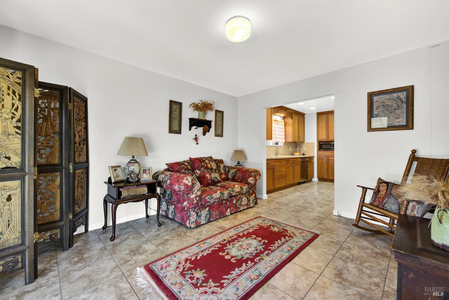 Dixon, California, 95620, United States, 3 Bedrooms Bedrooms, ,2 BathroomsBathrooms,Residential,For Sale,1943662