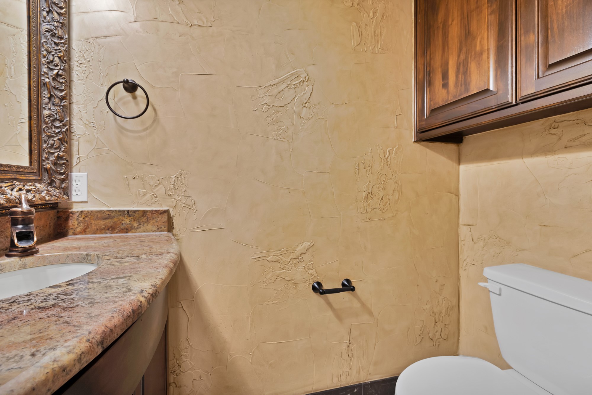 Mansfield, Texas, 76063, United States, 5 Bedrooms Bedrooms, ,5 BathroomsBathrooms,Residential,For Sale,1796537