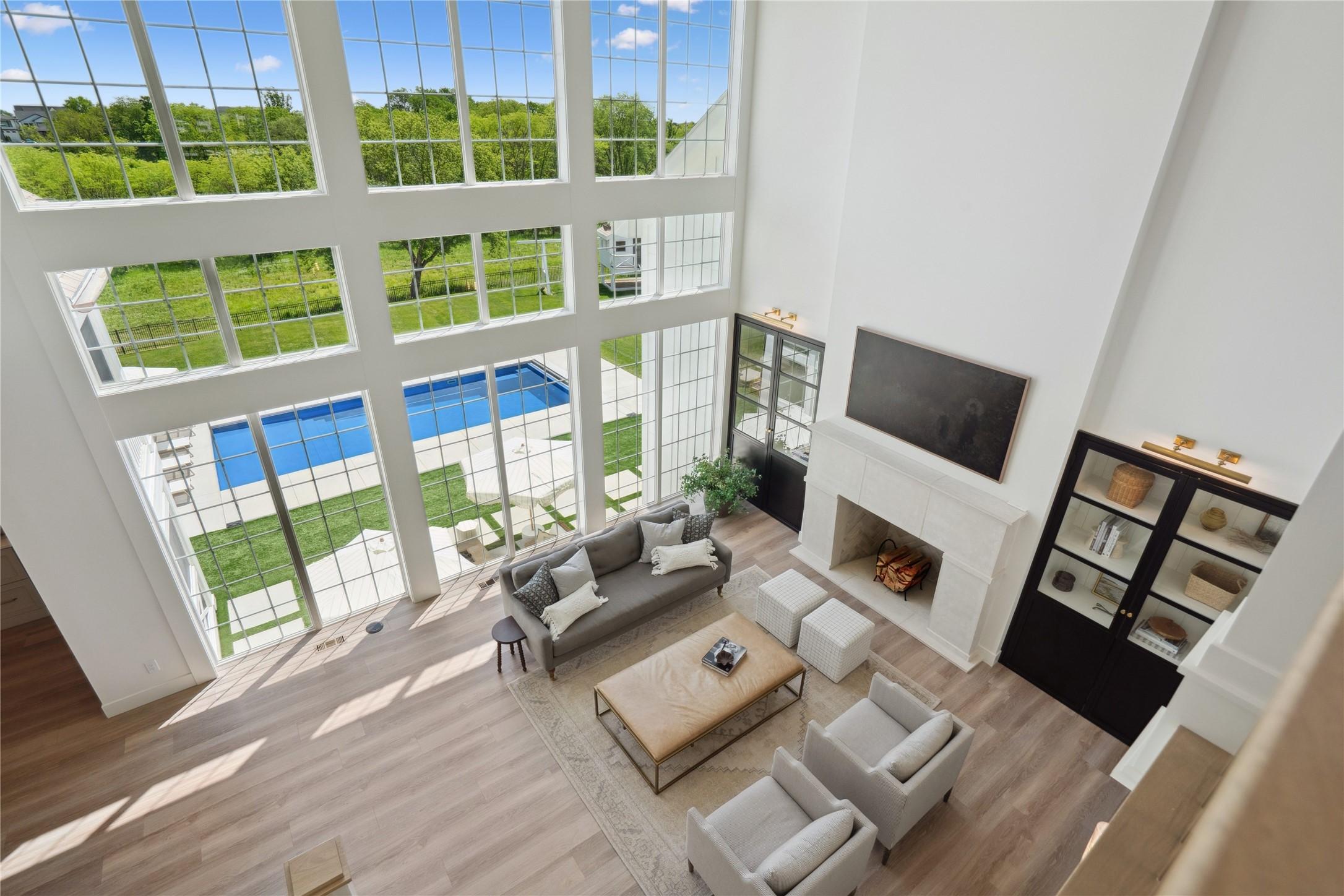 Clive, Iowa, 50325, United States, 5 Bedrooms Bedrooms, ,4 BathroomsBathrooms,Residential,For Sale,1830181