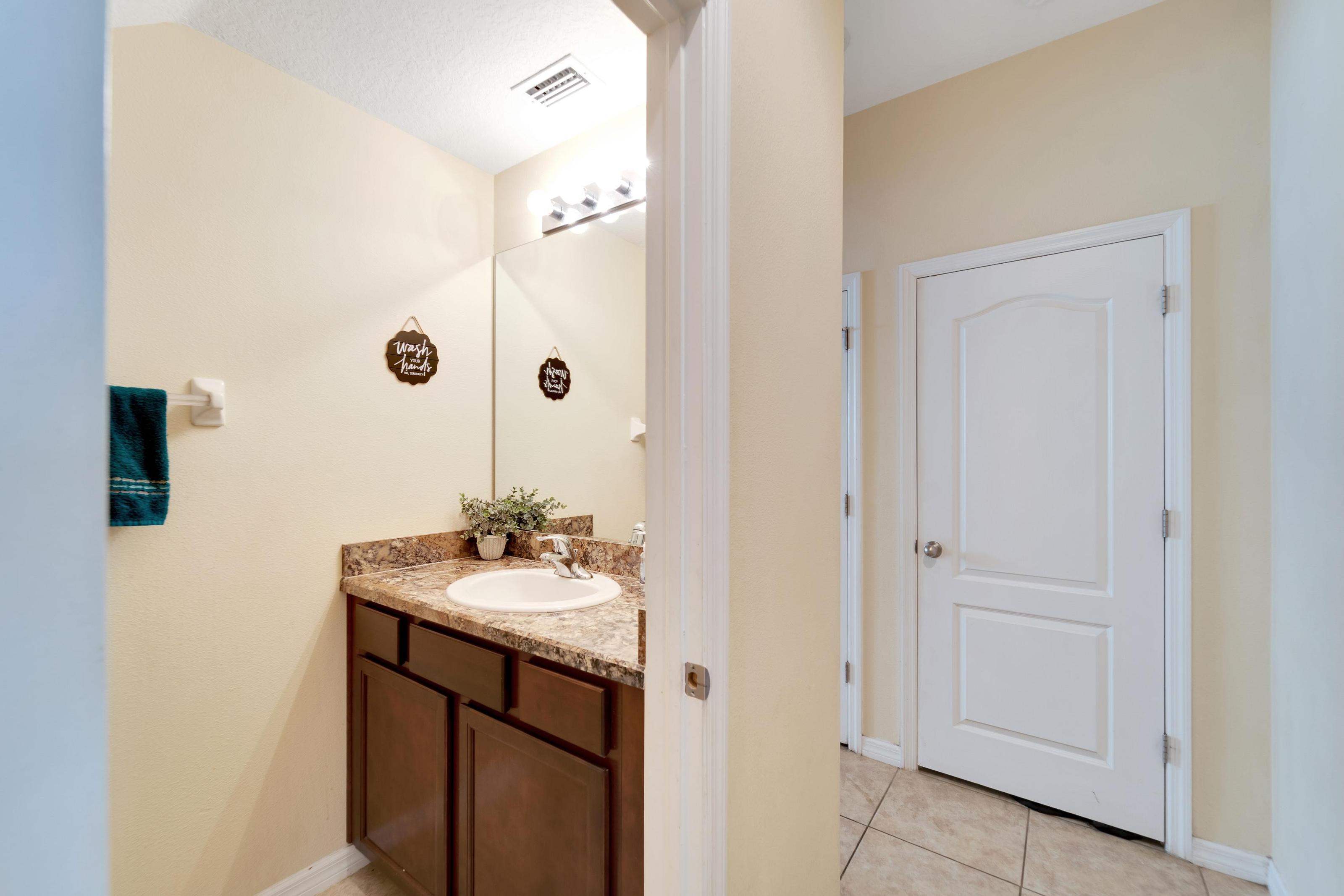 Riverview, Florida, 33578, United States, 5 Bedrooms Bedrooms, ,5 BathroomsBathrooms,Residential,For Sale,1869985