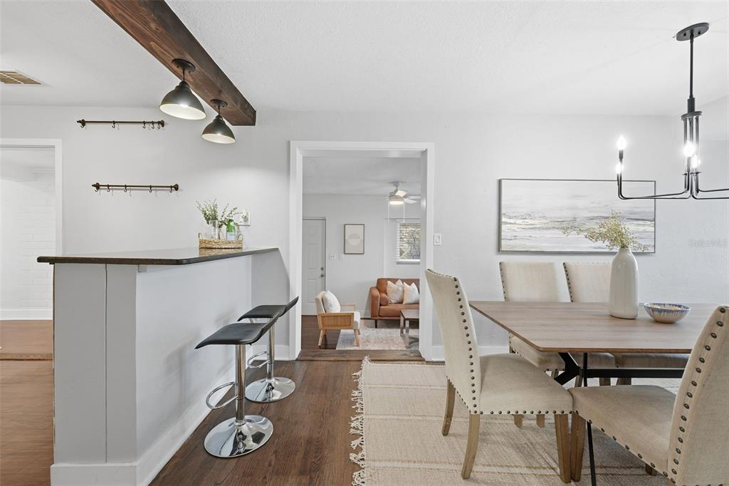 Winter Park, Florida, 32789, United States, 3 Bedrooms Bedrooms, ,2 BathroomsBathrooms,Residential,For Sale,1987526