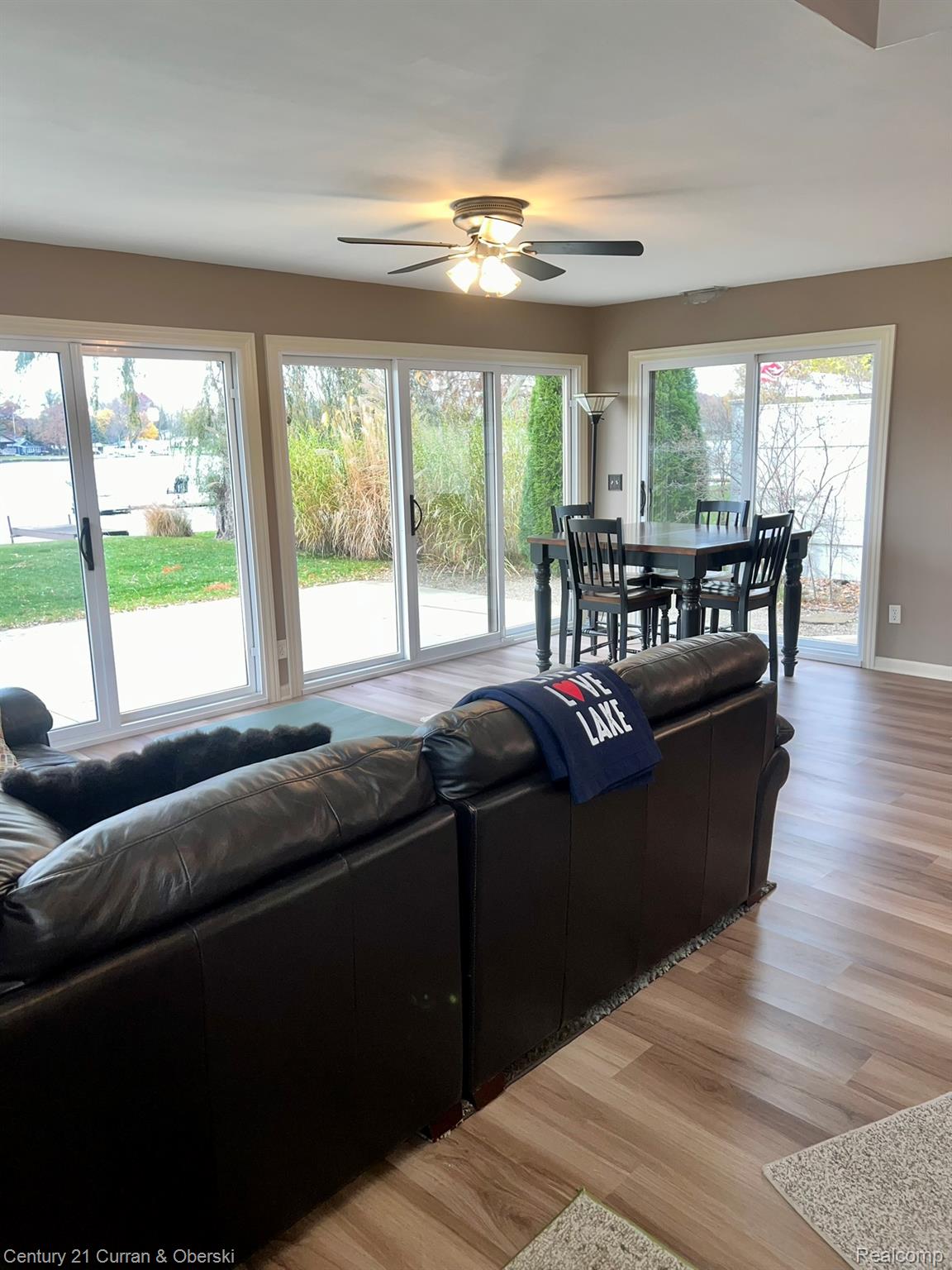 Jackson, Michigan, 49201, United States, 3 Bedrooms Bedrooms, ,3 BathroomsBathrooms,Residential,For Sale,1981223