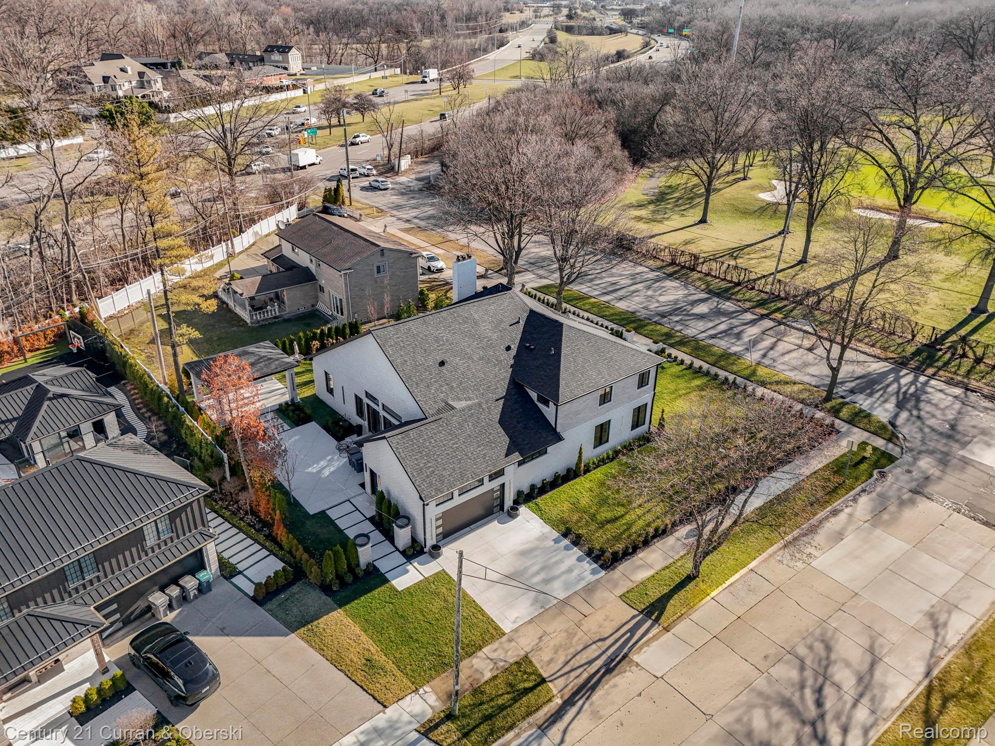 Dearborn, Michigan, 48128, United States, 5 Bedrooms Bedrooms, ,5 BathroomsBathrooms,Residential,For Sale,2030794