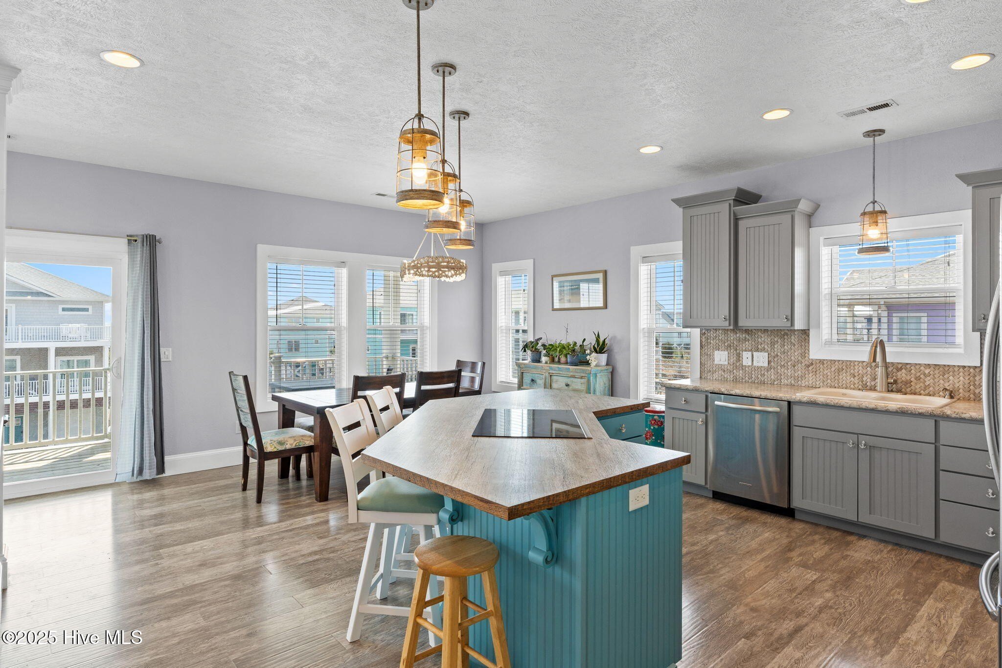 Ocean Isle Beach, North Carolina, 28469, United States, 4 Bedrooms Bedrooms, ,3 BathroomsBathrooms,Residential,For Sale,1984040