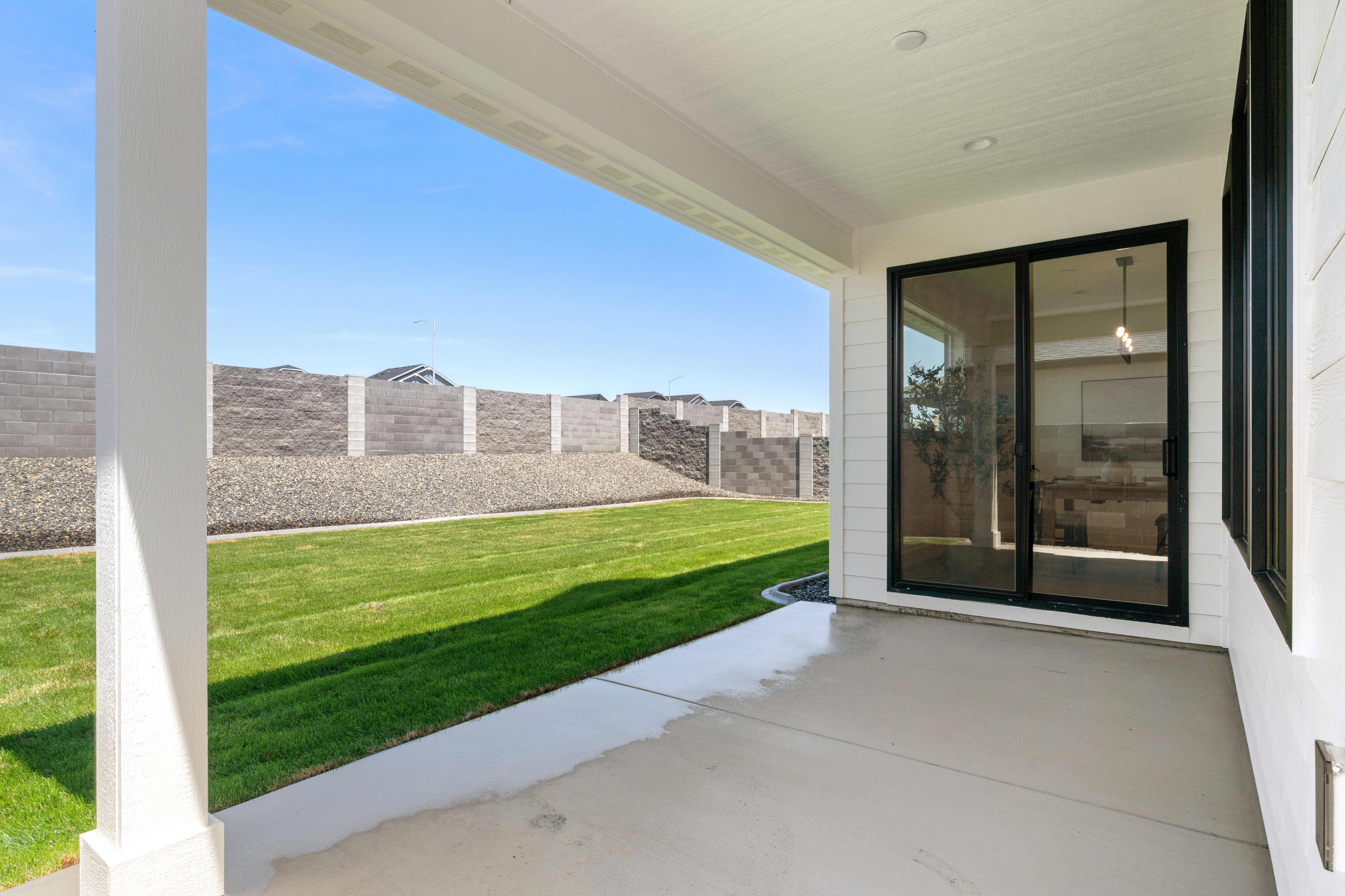  5-Bedroom Home with a Dream Garage in Siena Hills - 物件實景