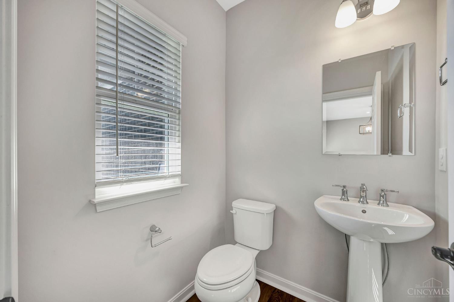 Liberty Twp, Ohio, 45011, United States, 5 Bedrooms Bedrooms, ,4 BathroomsBathrooms,Residential,For Sale,1998520