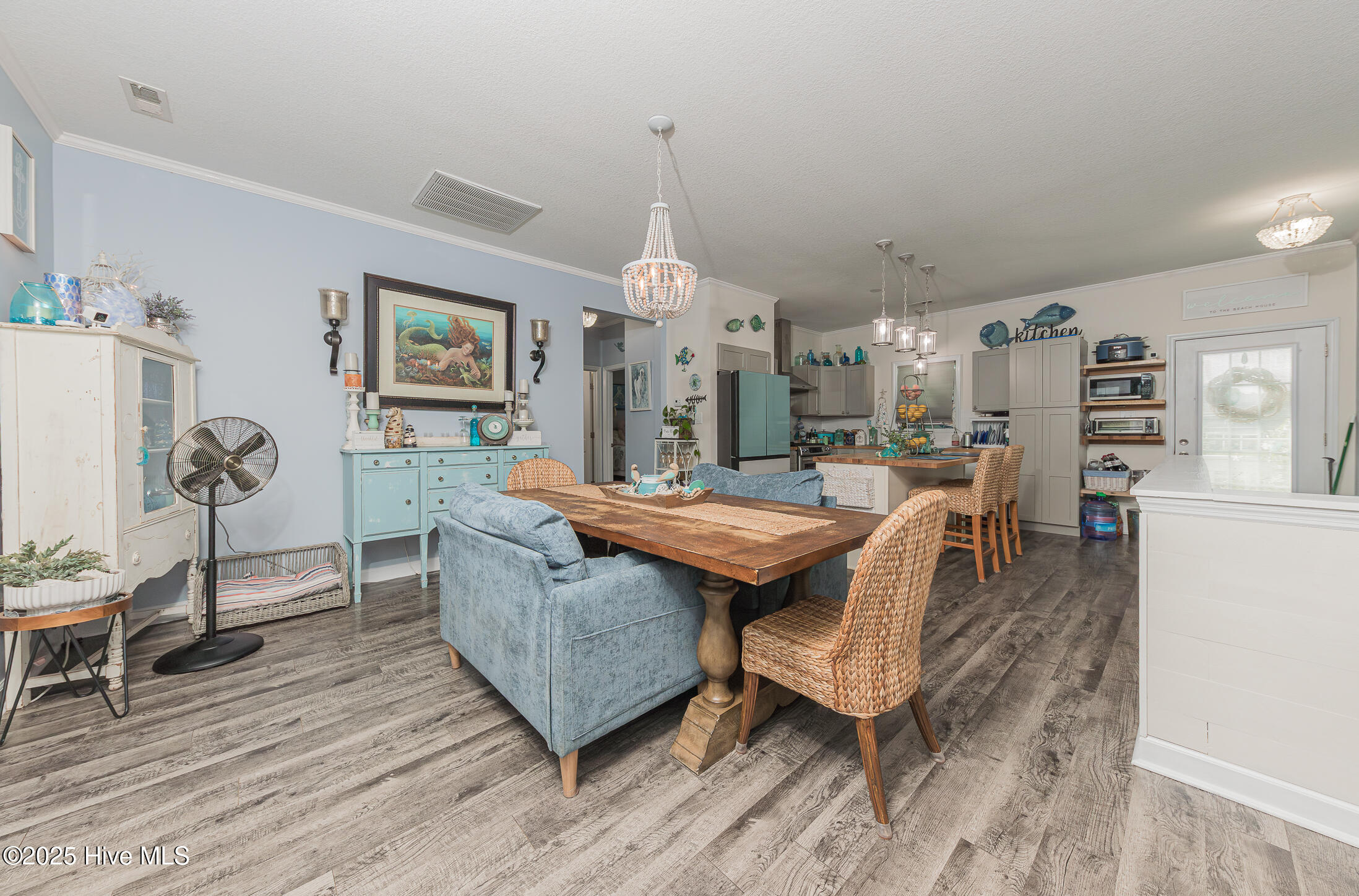 Hubert, North Carolina, 28539, United States, 4 Bedrooms Bedrooms, ,3 BathroomsBathrooms,Residential,For Sale,1974043