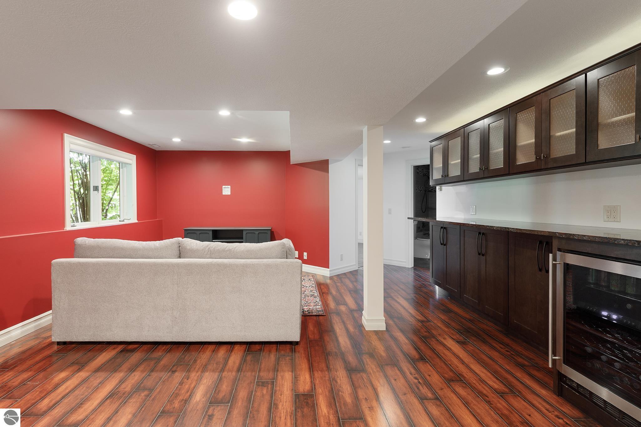 Traverse City, Michigan, 49686-1962, United States, 3 Bedrooms Bedrooms, ,2 BathroomsBathrooms,Residential,For Sale,1950100