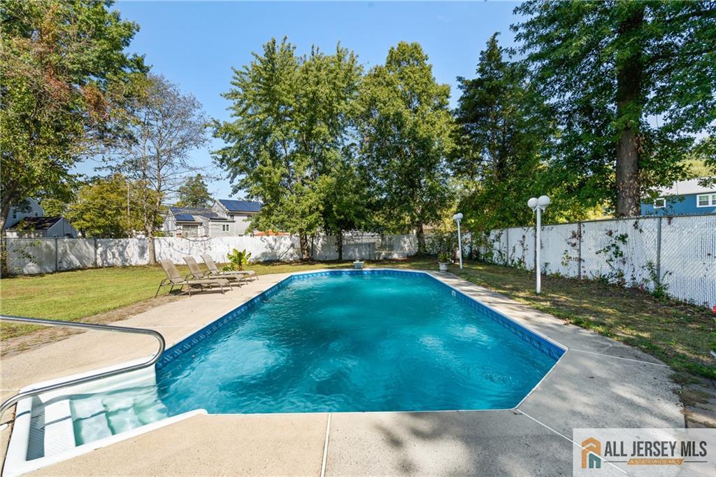 Monroe, New Jersey, 08831, United States, 3 Bedrooms Bedrooms, ,3 BathroomsBathrooms,Residential,For Sale,1982865