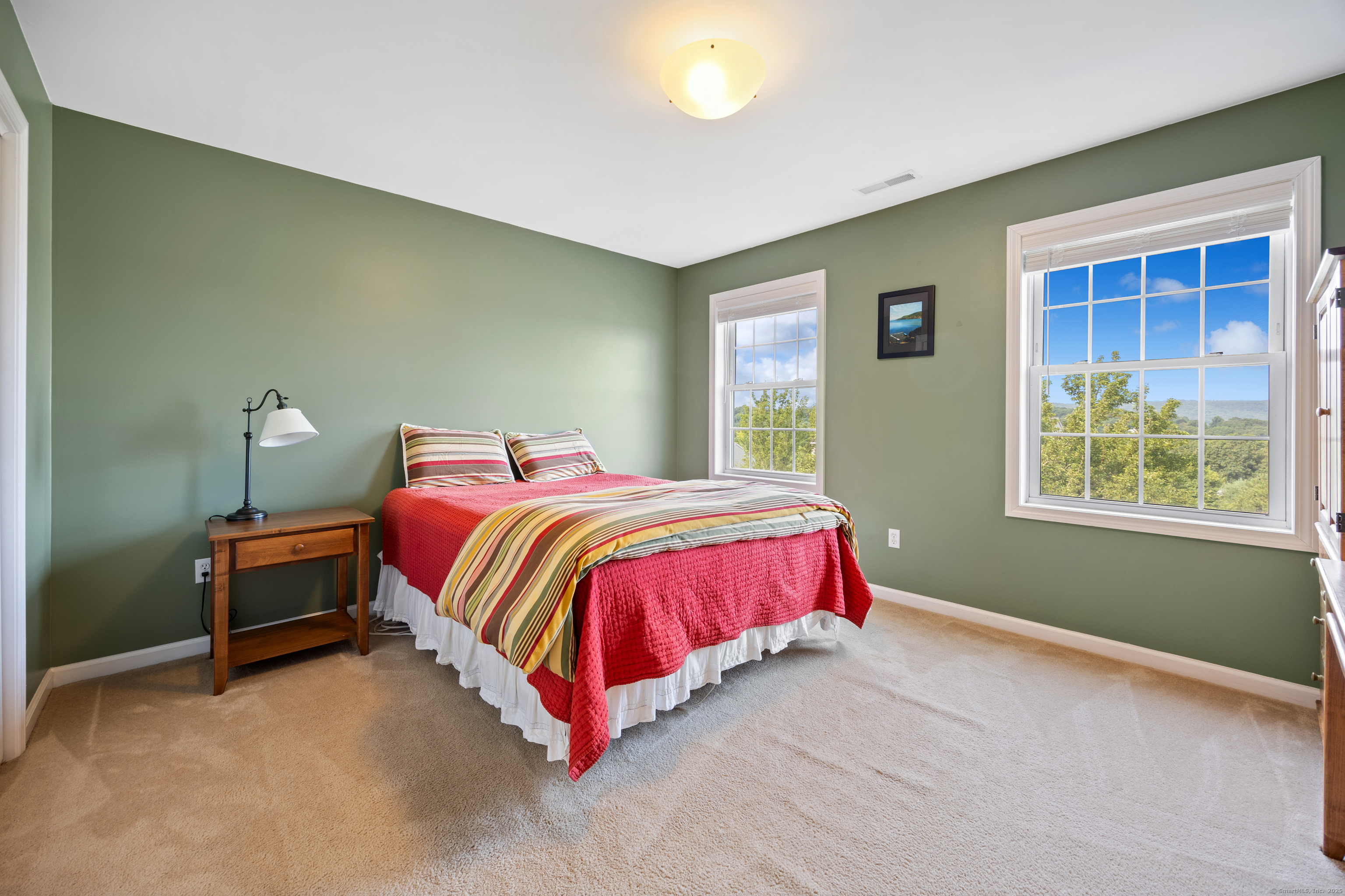 Naugatuck, Connecticut, 06770, United States, 4 Bedrooms Bedrooms, ,3 BathroomsBathrooms,Residential,For Sale,1938960