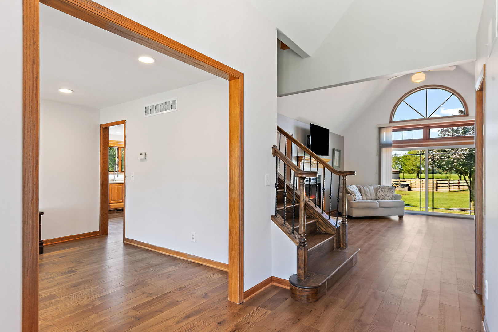 Custer Park, Illinois, 60481, United States, 4 Bedrooms Bedrooms, ,3 BathroomsBathrooms,Residential,For Sale,1977920