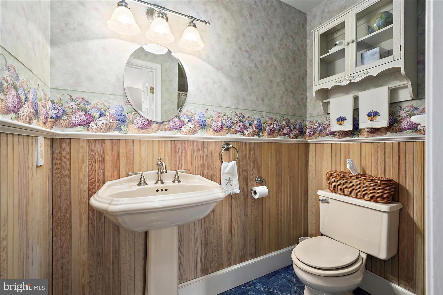 Ocean City, Maryland, 21842, United States, 4 Bedrooms Bedrooms, ,3 BathroomsBathrooms,Residential,For Sale,1942171