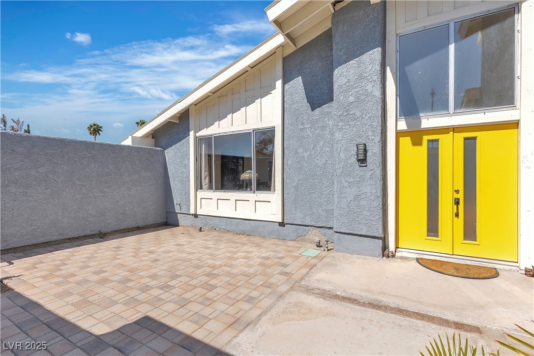 Las Vegas, Nevada, 89146, United States, 4 Bedrooms Bedrooms, ,2 BathroomsBathrooms,Residential,For Sale,1901179