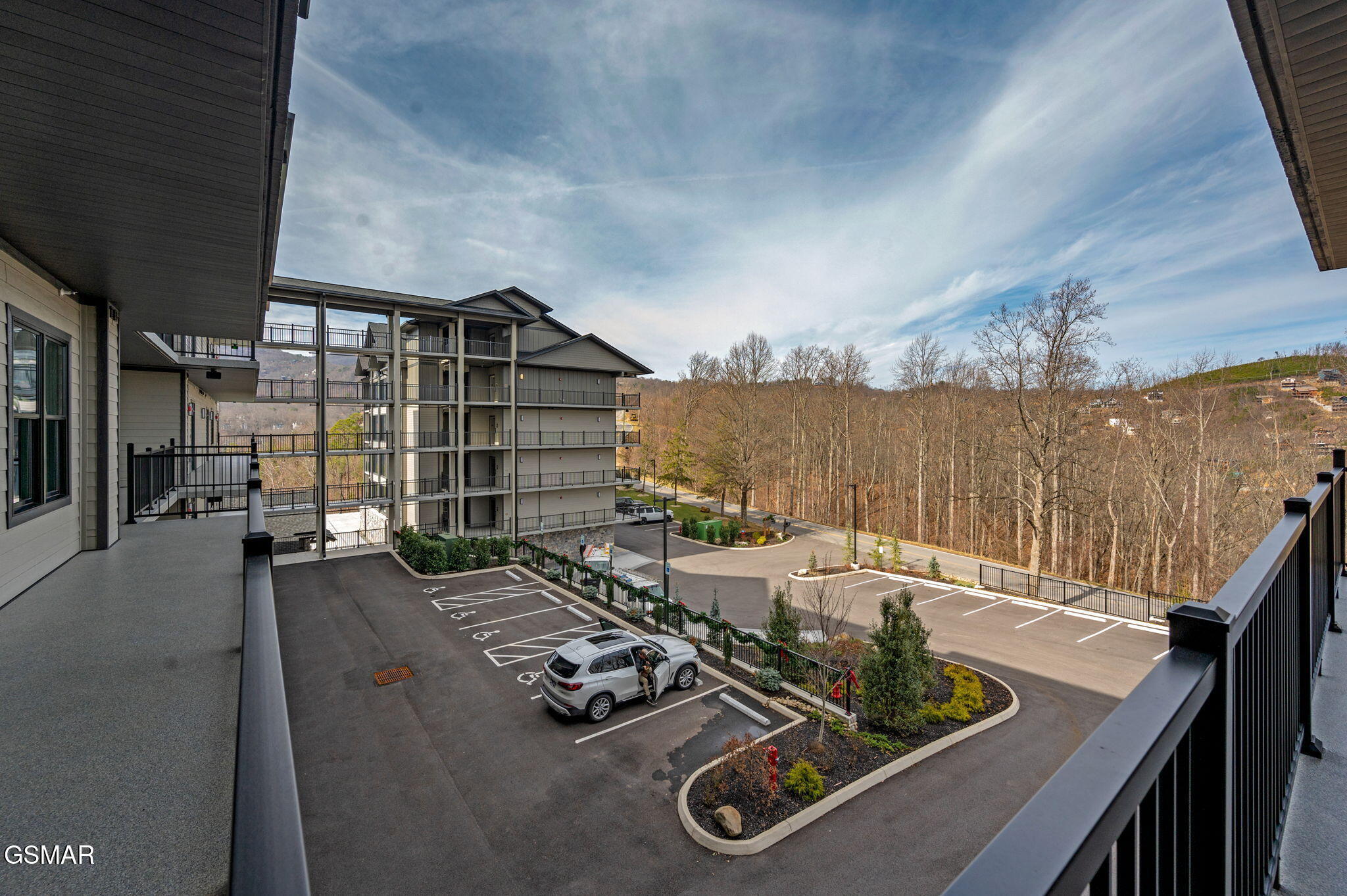 Gatlinburg, Tennessee, 37738, United States, 3 Bedrooms Bedrooms, ,4 BathroomsBathrooms,Residential,For Sale,1977552