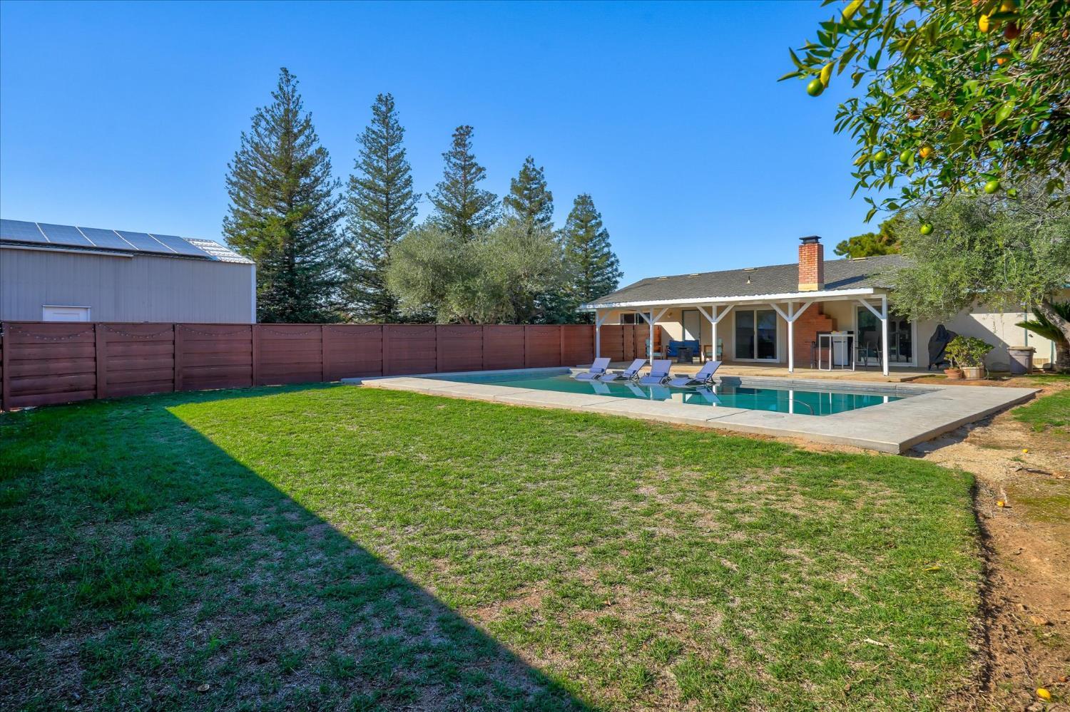 Sanger, California, 93657, United States, 3 Bedrooms Bedrooms, ,2 BathroomsBathrooms,Residential,For Sale,1982741