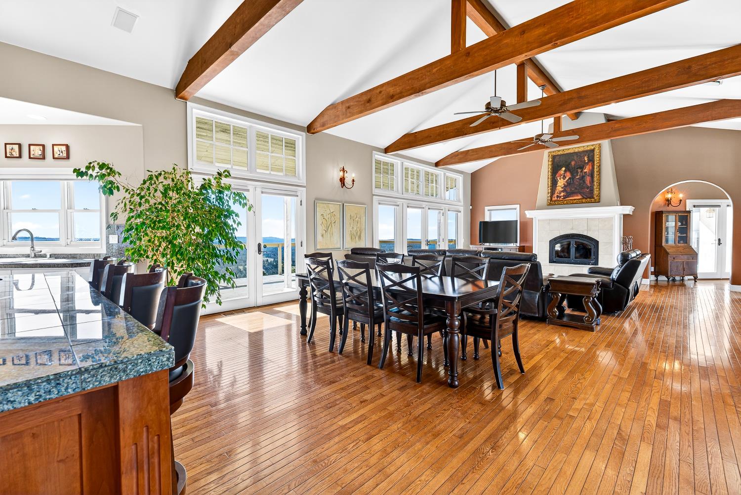 Grass Valley, California, 95949, United States, 3 Bedrooms Bedrooms, ,3 BathroomsBathrooms,Residential,For Sale,2048719