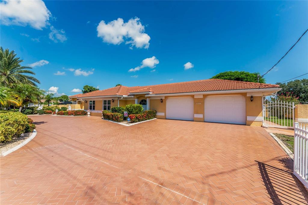 Port Charlotte, Florida, 33954, United States, 3 Bedrooms Bedrooms, ,3 BathroomsBathrooms,Residential,For Sale,1935486