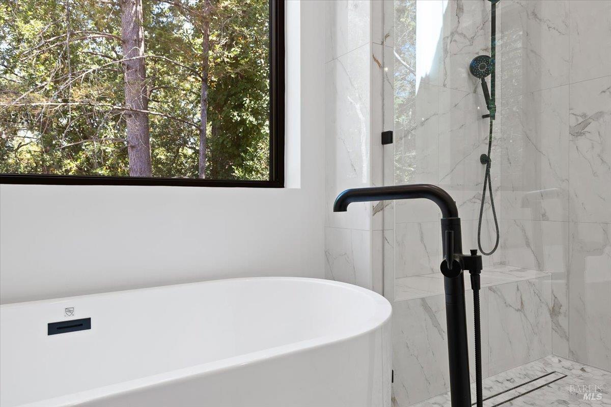 Santa Rosa, California, 95404, United States, 4 Bedrooms Bedrooms, ,4 BathroomsBathrooms,Residential,For Sale,1983418