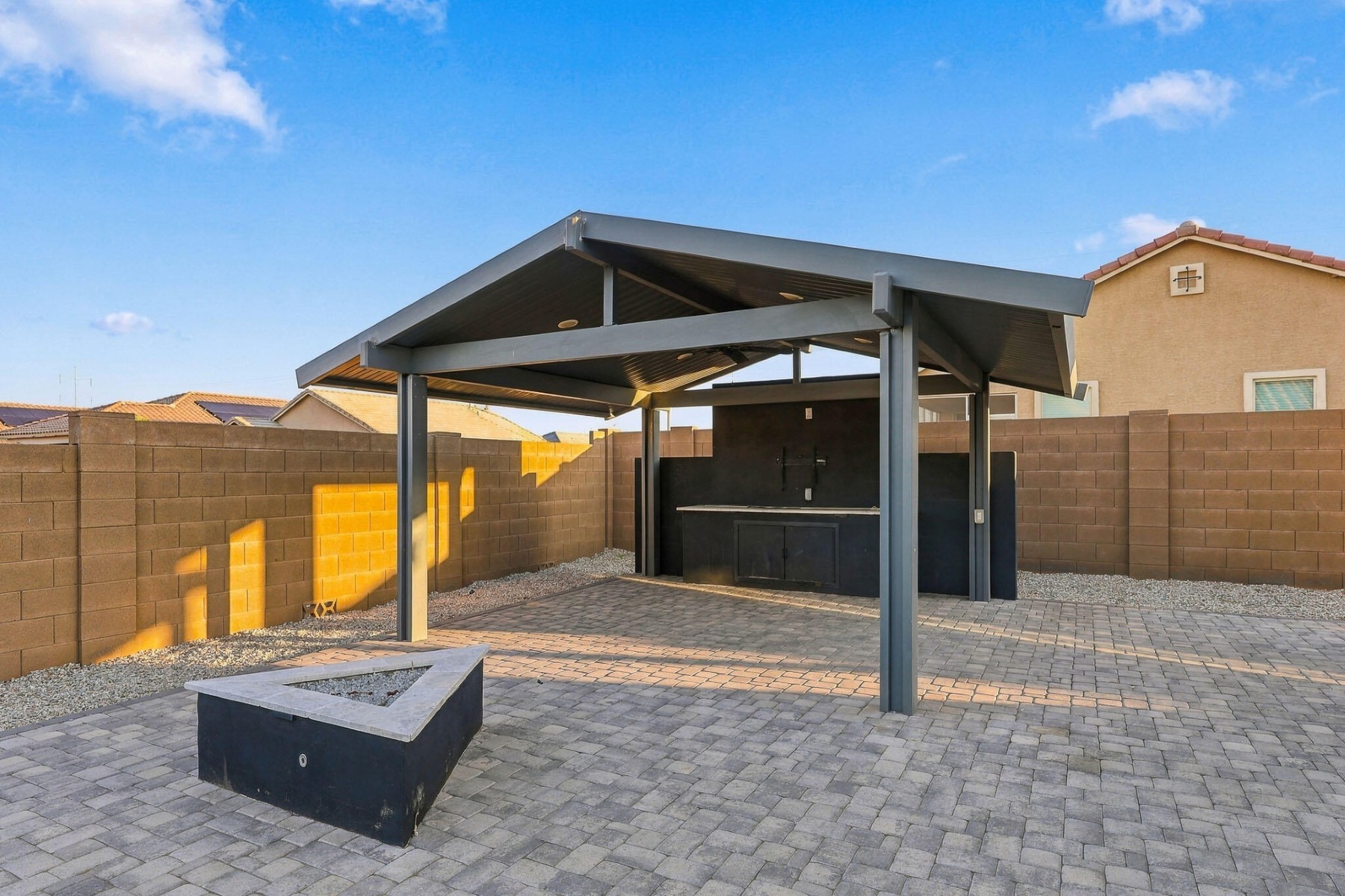  9605 W Getty Drive¦Tolleson, AZ - 物件實景